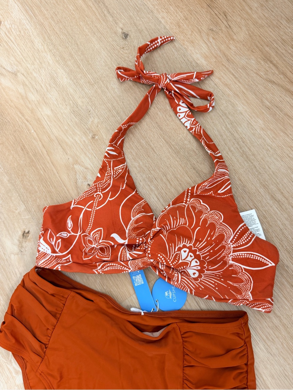 Cupshe Dark Orange Floral Halter Bikini Set - High Waist Tummy Control Medium - Picture 3 of 4